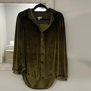 Urban outfitters shirt / jacket. Size medium. Worn once !!